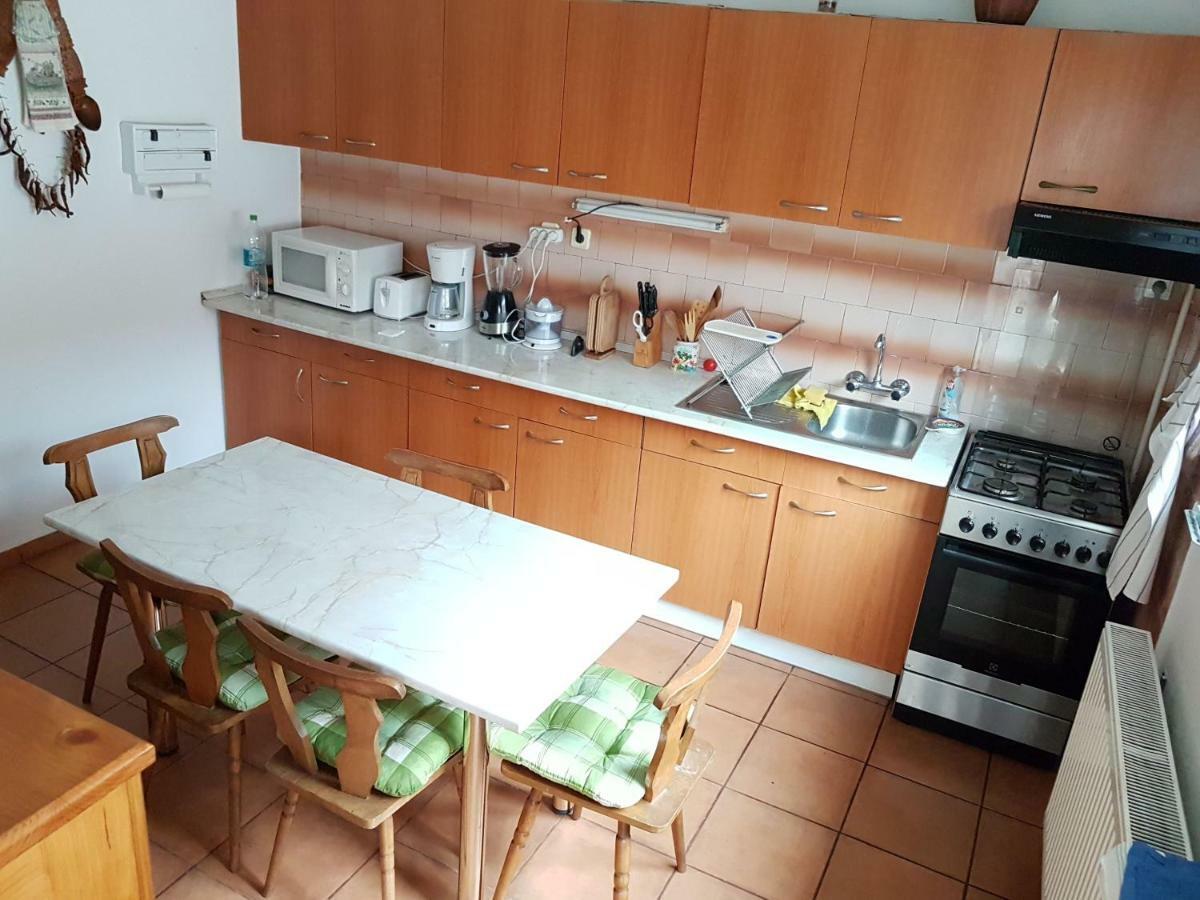 Вілла Casa Bunicilor Colonia Sase Martie Екстер'єр фото